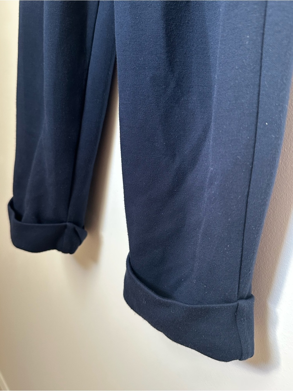 VARLEY Set - Navy Gabriella Sweat (xs) & Rolled Cuff Pant 25 (xs) NWOT - Picture 11 of 15